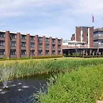 Mercure West 4*