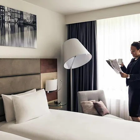 Отель Mercure West 4*