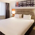 Mercure West 4*