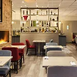 Mercure West 4*