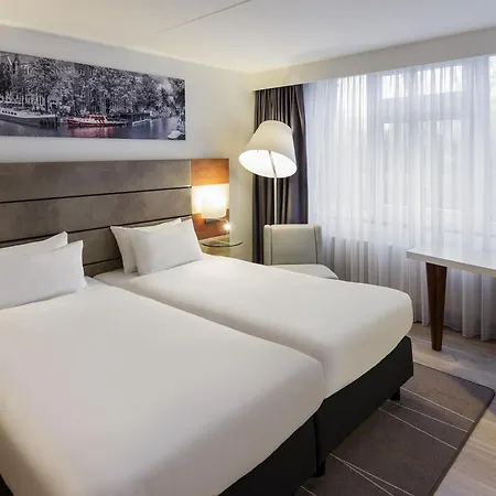 Mercure West