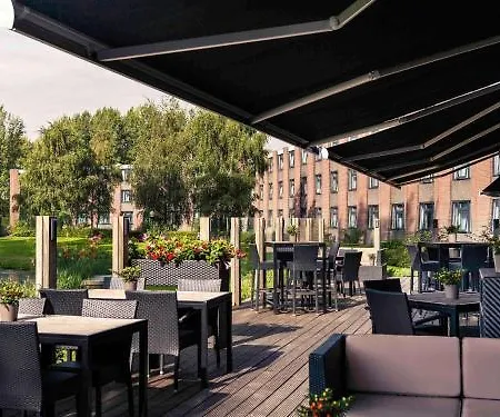 Mercure West