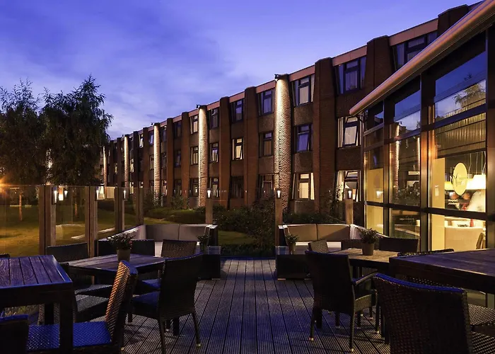 Mercure West Hotel 4*